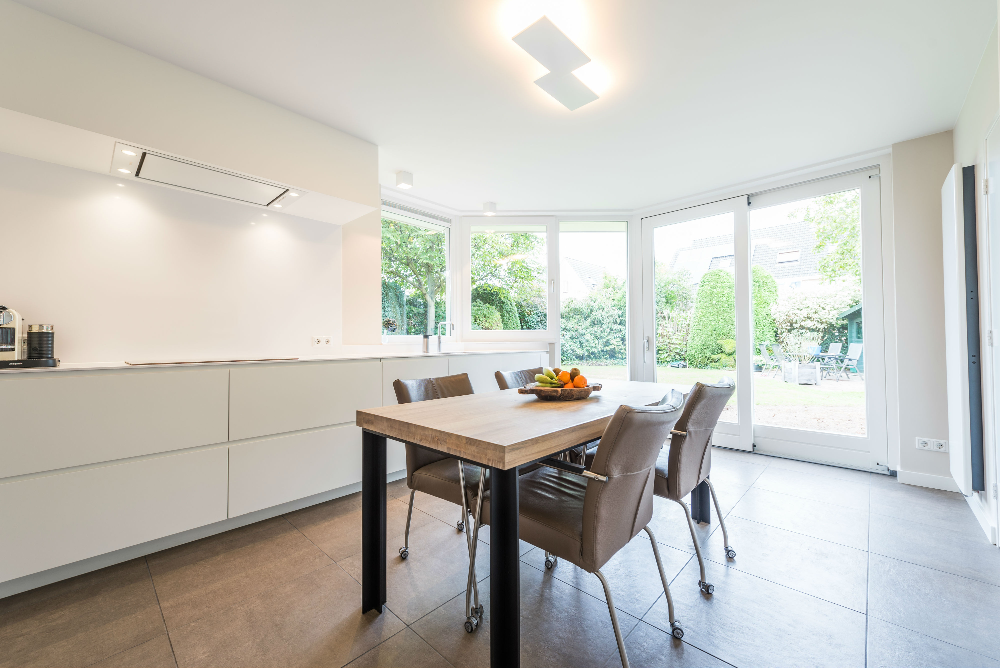 Witte u keukenwitte keuken vloer : witte keuken hoogglans. witte ...