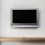 TV plank houtfineer.