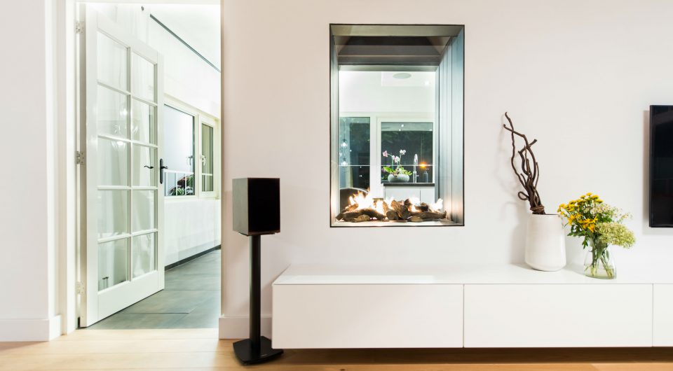 tv-dressoir-zwevend-verstek-doorkijk-gashaard